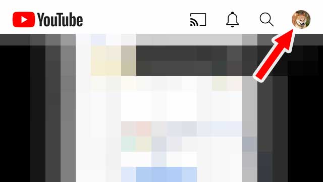 YouTubeアプリを起動し、画面右上のプロフィール写真をタップ