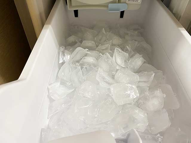 製氷皿のお手入れをしてから約1日半経過したら沢山氷が出来ていた！